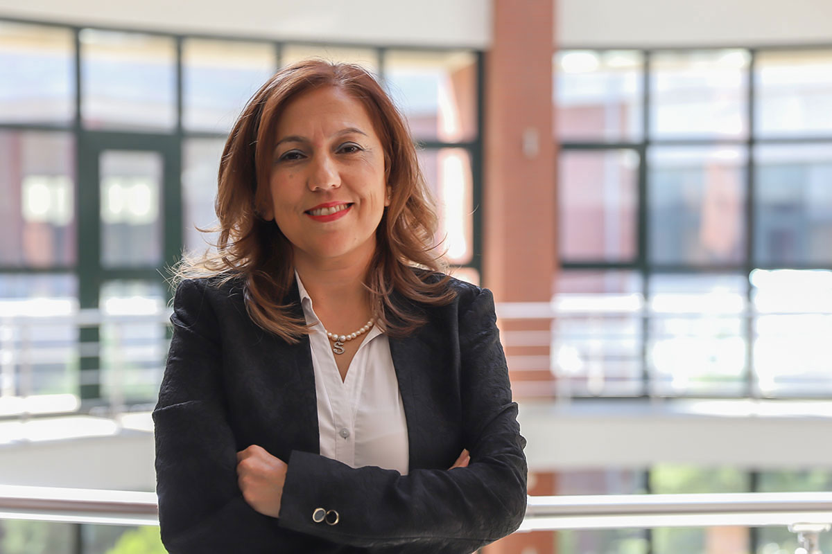 Bölümümüz öğretim üyesi Sayın Prof. Dr. Sacide Alsoy Altınkaya, Stanford Üniversitesi tarafından 7 milyon araştırmacı üzerinden yürütülen çalışmada “Dünyanın En Etkili Bilim İnsanları” listesinde yer almıştır. Kendisini tebrik ediyoruz.